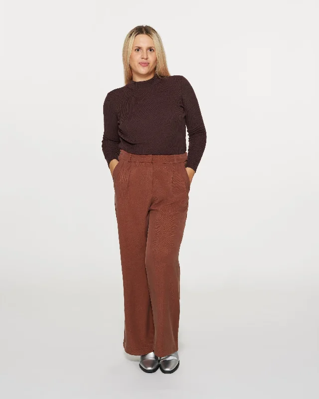 Mona Fine Knit Mock Neck Brown