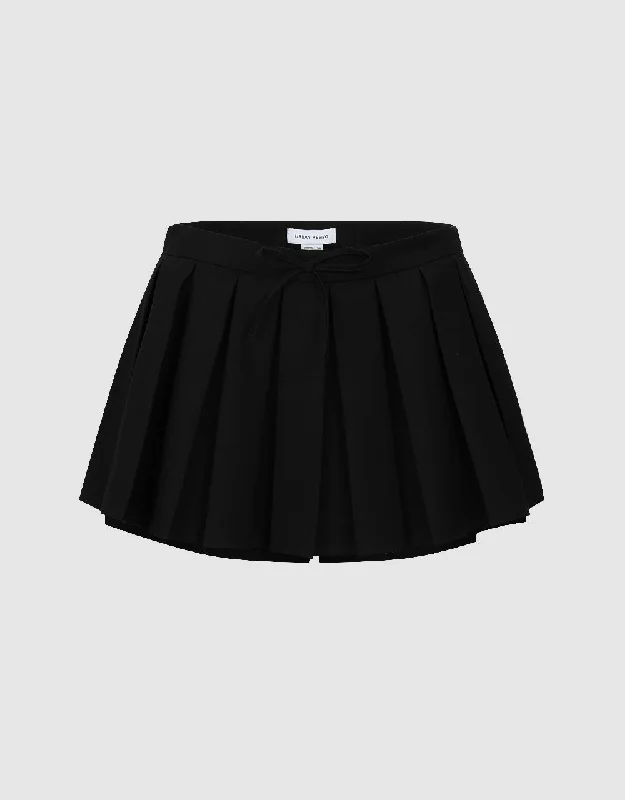 Pleated Shorts