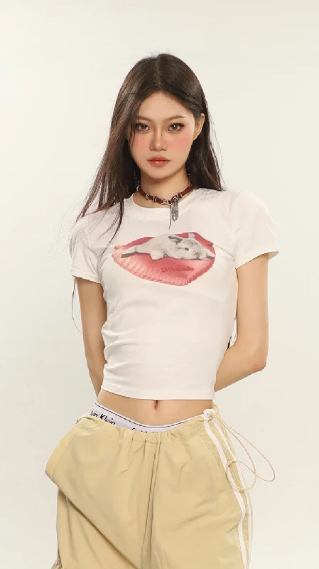 Cute Love Bunny Graphic Image Print Solid Color Short Sleeve Cropped Top