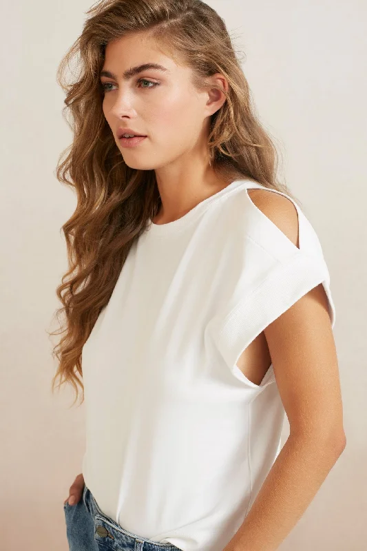 Open shoulder top in pure white